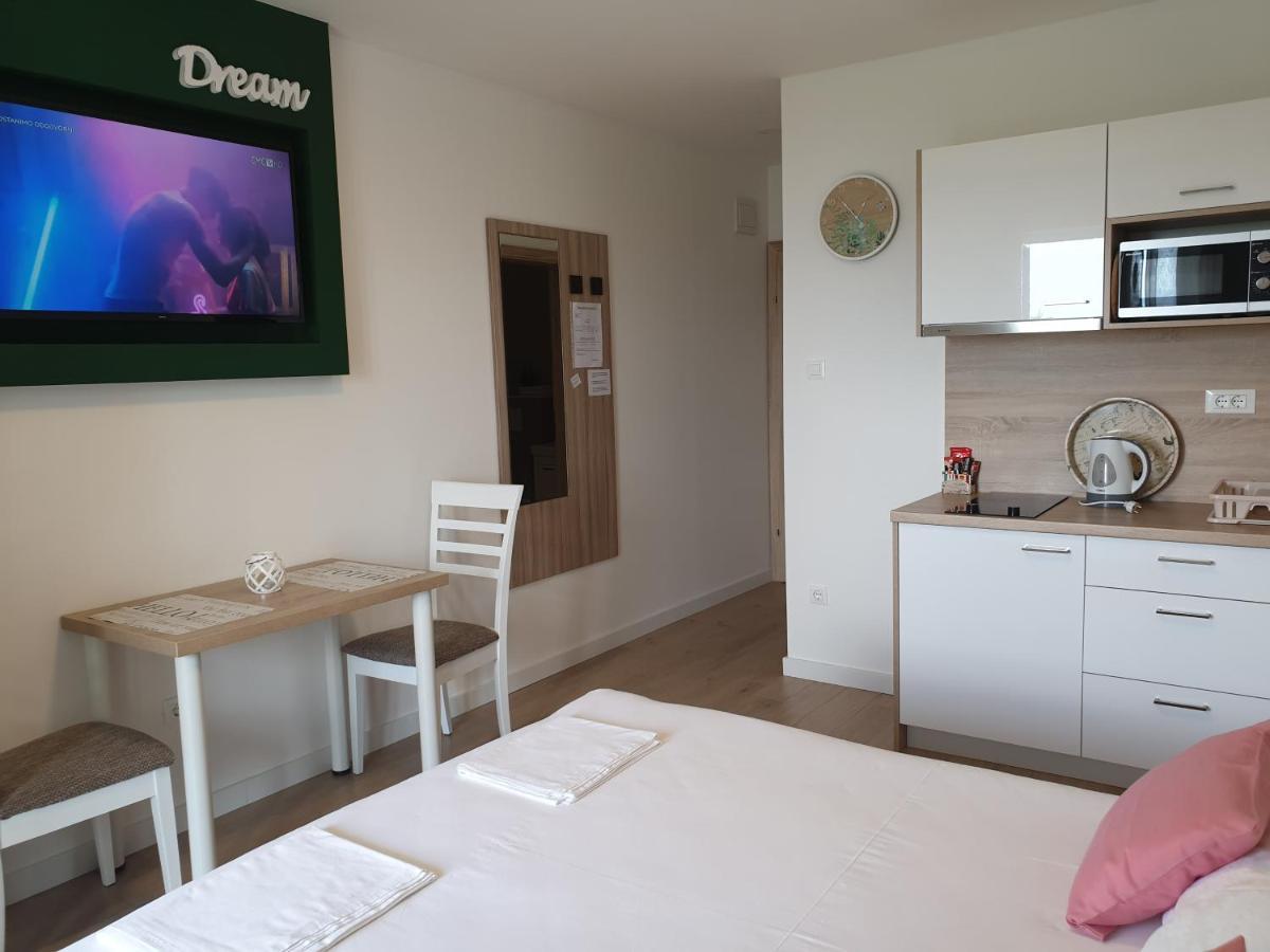 Guesthouse Dominovic 布雷拉 外观 照片