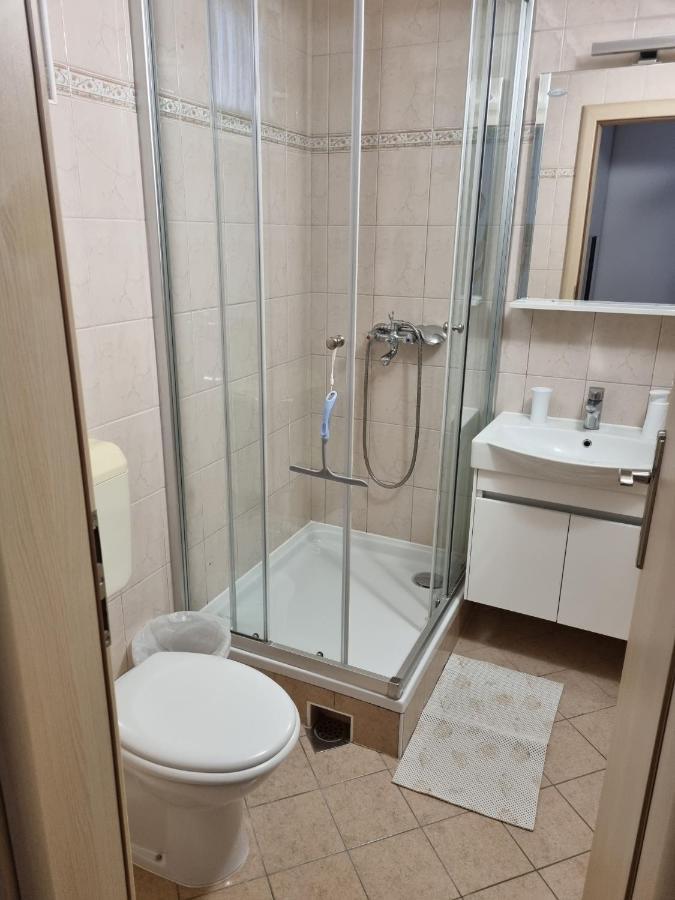 Guesthouse Dominovic 布雷拉 外观 照片