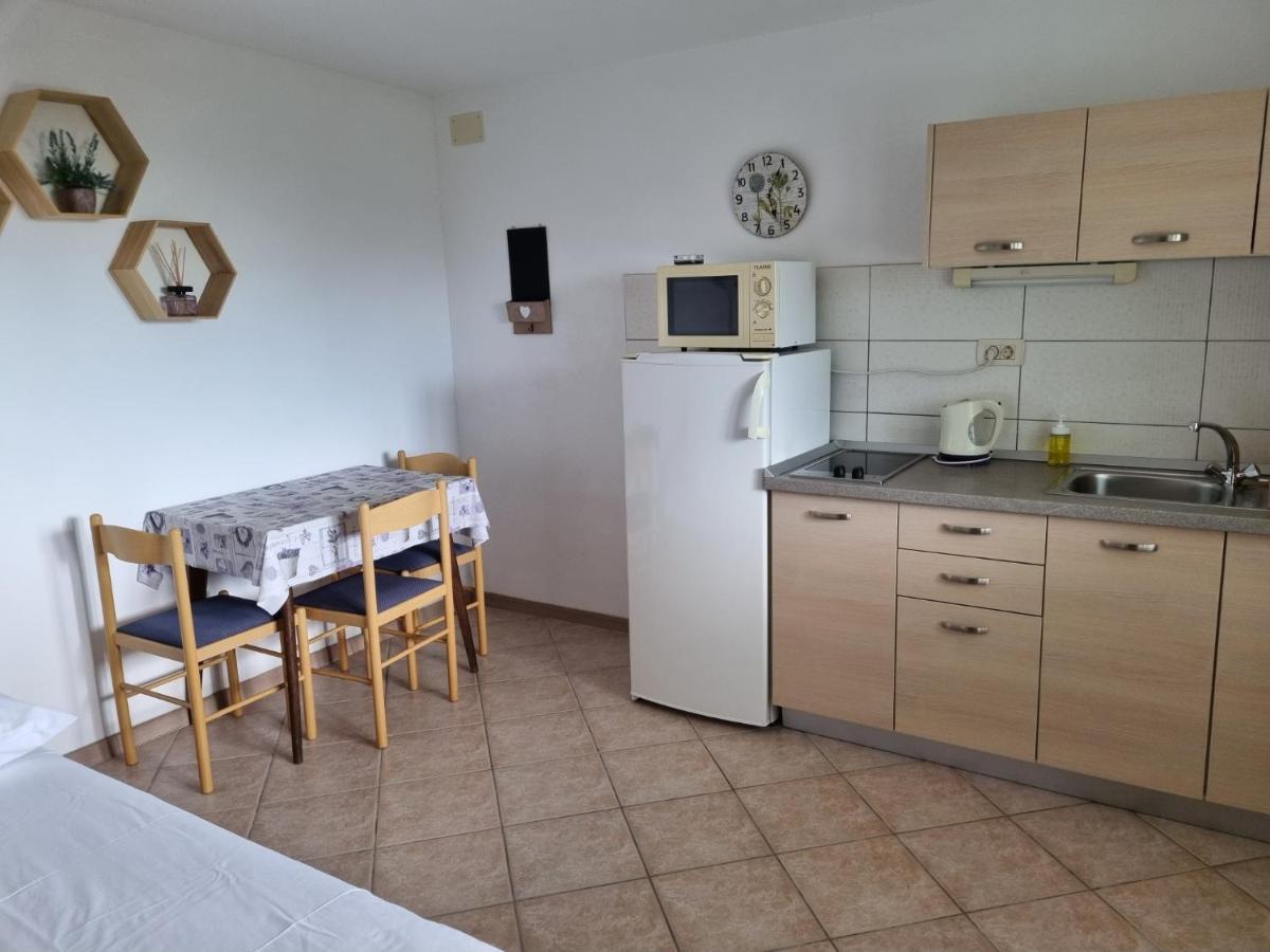 Guesthouse Dominovic 布雷拉 外观 照片