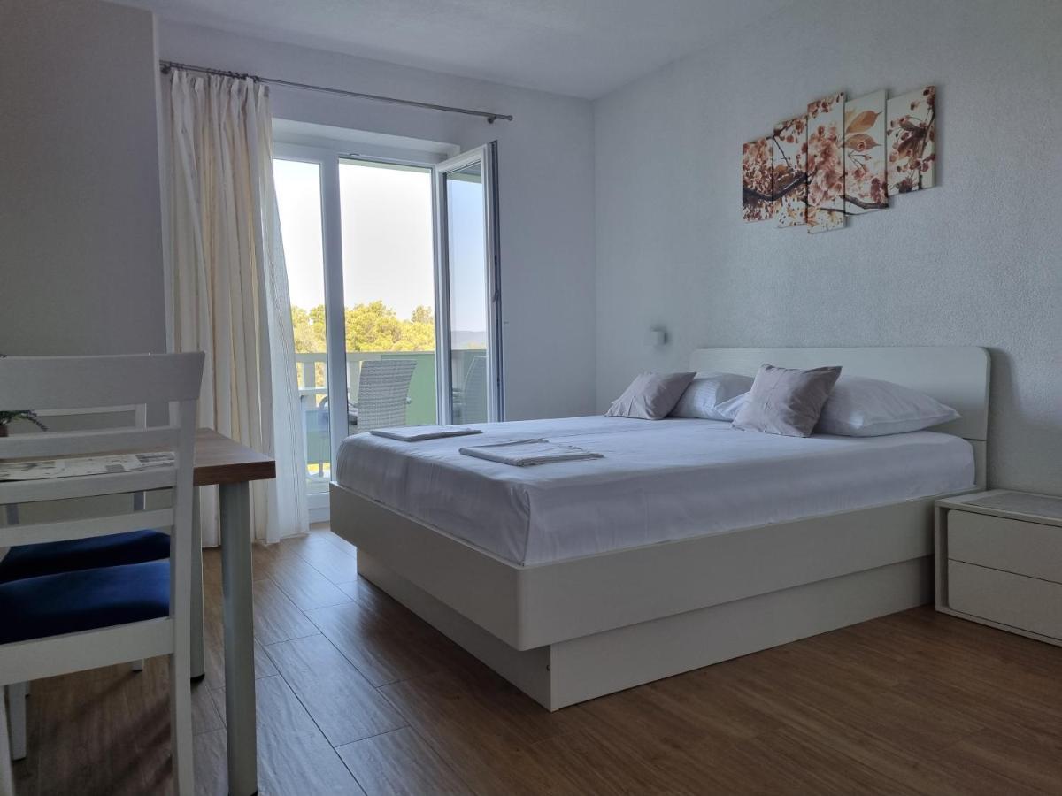 Guesthouse Dominovic 布雷拉 外观 照片