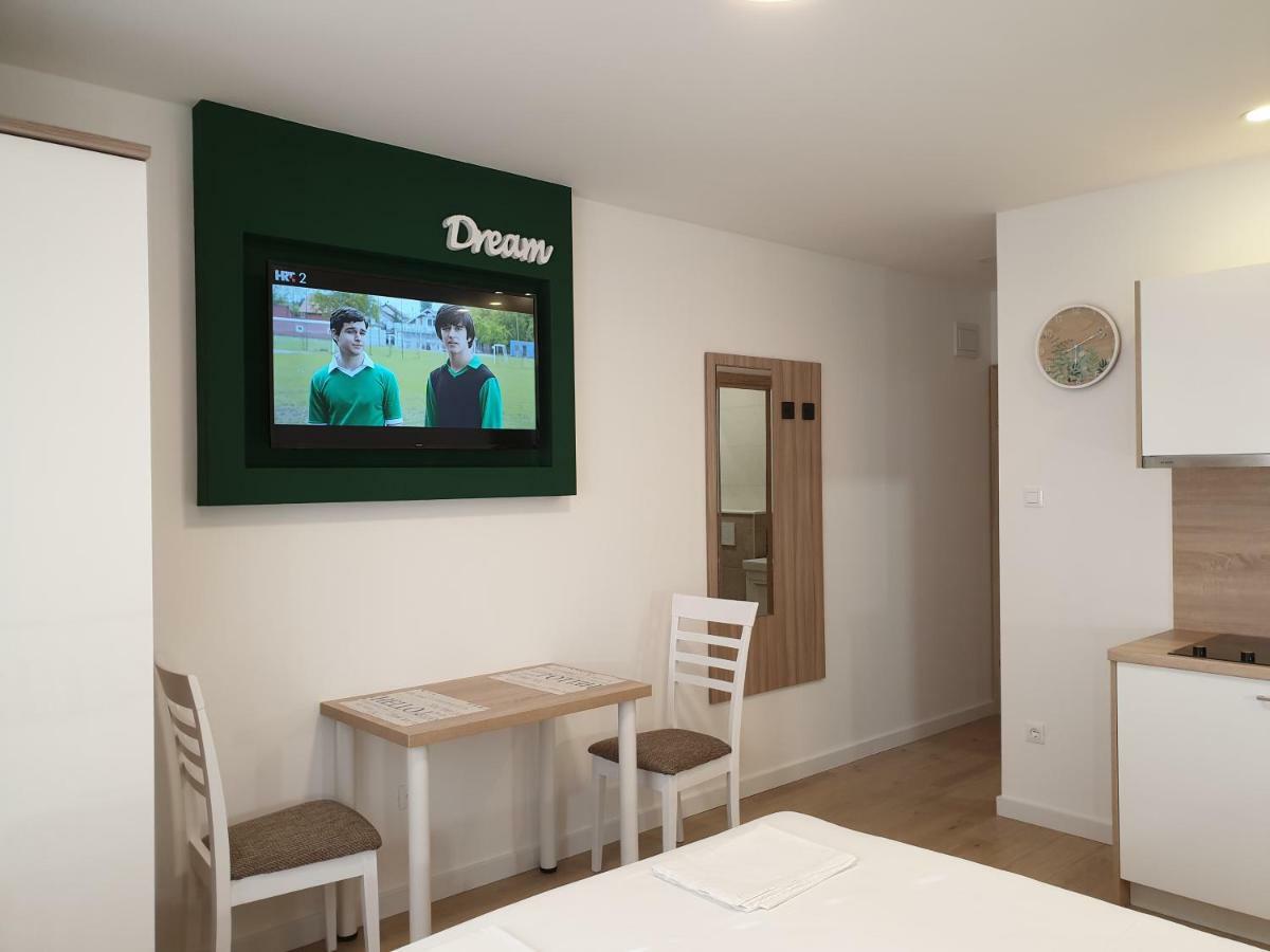 Guesthouse Dominovic 布雷拉 外观 照片